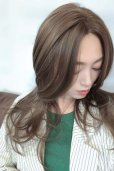 画像6: front ＆つむじlace wigセンター分けハイレイヤーデザインカットセミロング【フォギーグレージュ】