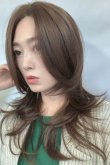 画像10: front ＆つむじlace wigセンター分けハイレイヤーデザインカットセミロング【フォギーグレージュ】 (10)